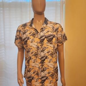 Trademark dress shirt size large,button up